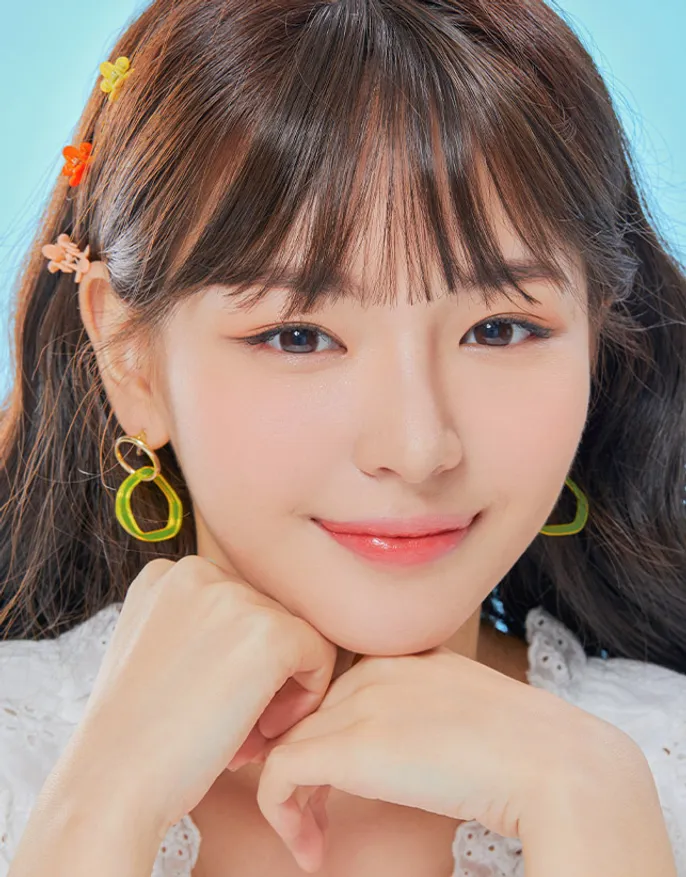 OLENS Eyeteen Choco 實戴展示 - 專為追求零妝感設計的自然巧克力色調