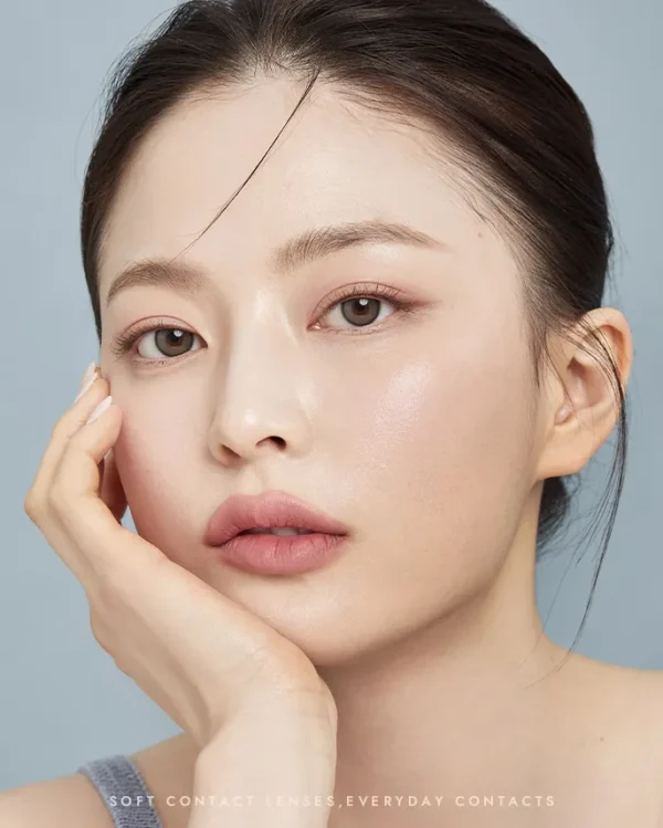 OLENS-灰色散光片推薦-天生感混血美瞳-解決散光模糊重影問題